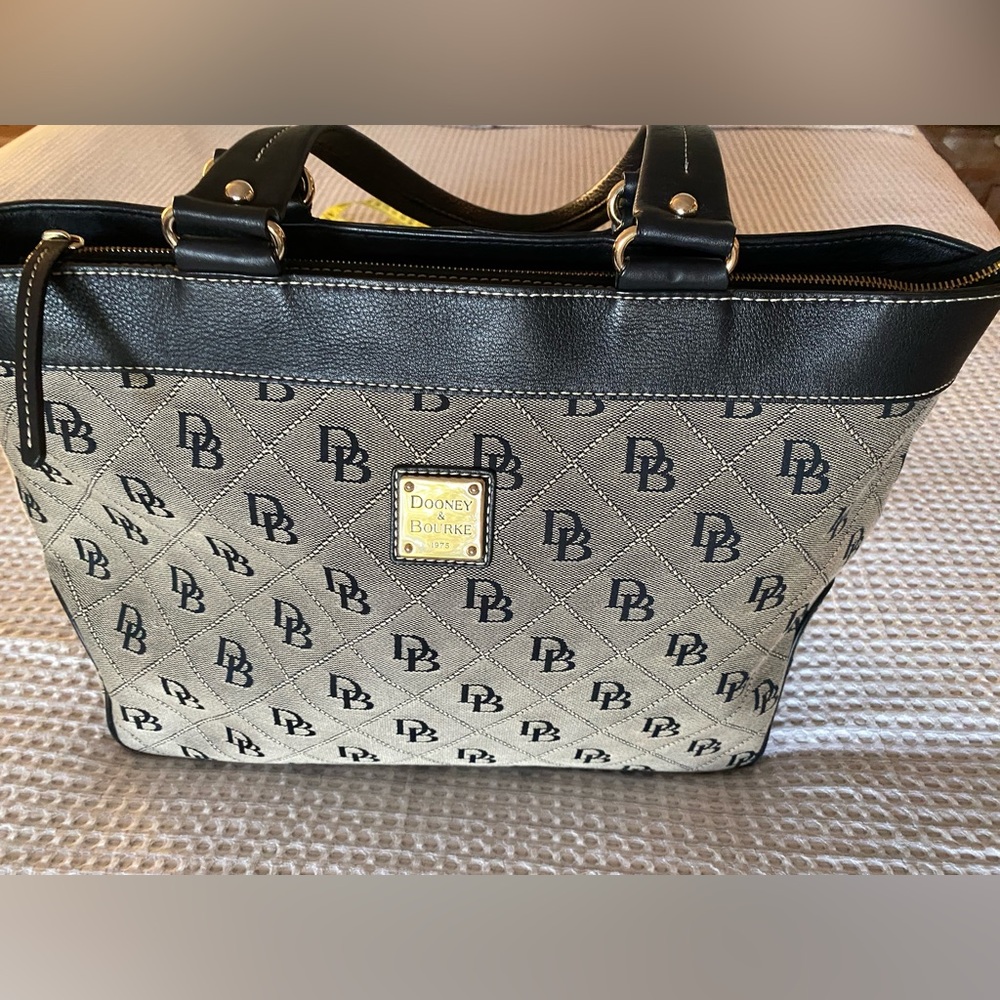 Dooney & Bourke Black and Cream Women's Bag